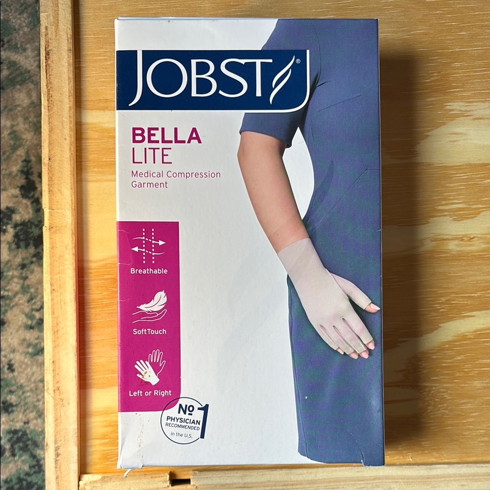 JOBST Bella Lite Beige Compression Glove 20-30 mmHg size for 7 new 77698